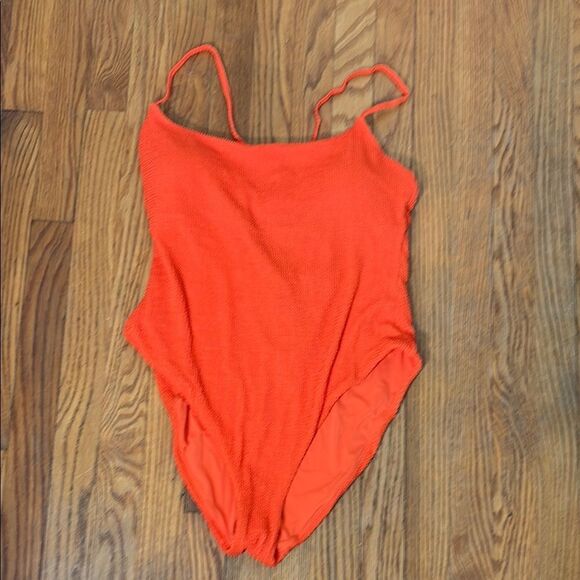 Andie The Fiji One Piece Seersucker Vermillion Orange size L NWT - Picture 3 of 7